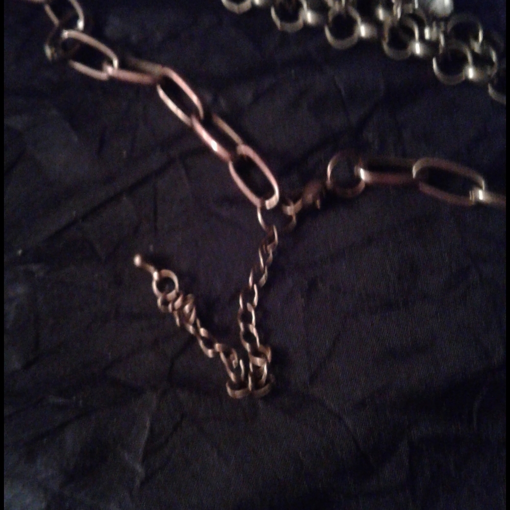 necklace - Picture 2 of 5